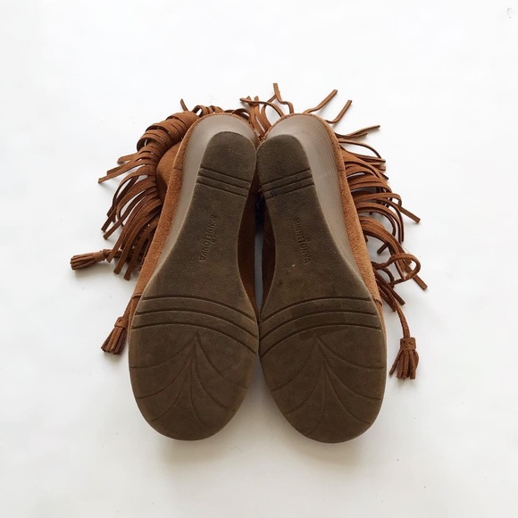 Minnetonka fringe platform short ankle boot Size 9 - Picture 9 of 10